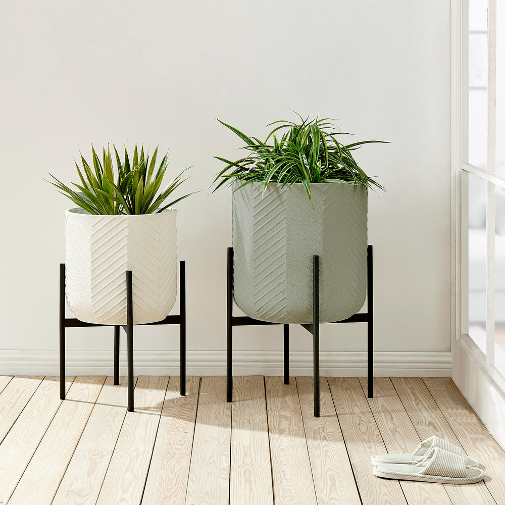 FirsTime & Co. Gray And White Outdoor Streamside Planter 2-Piece Set, Modern Style, Made of Metal